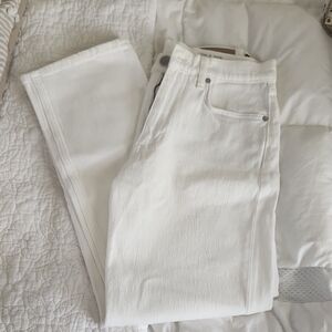 NWT RAG AND BONE STRAIGHT MID-RISE SIZE 26 APPRX 27 " LENGTH White Denim Jeans